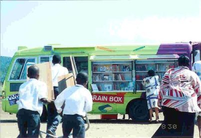 9_2004_Urundy_Bus1.jpg